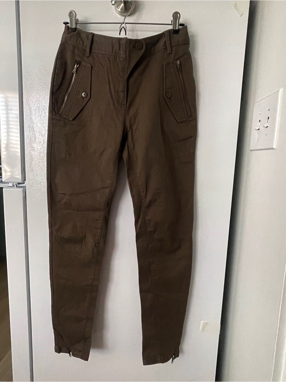 Gap Slim Cargo-Style Pants